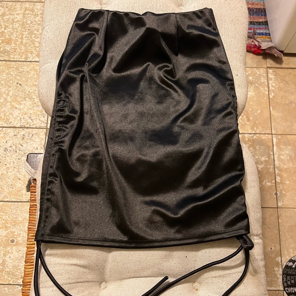 High waisted adjustable skirt - size XS